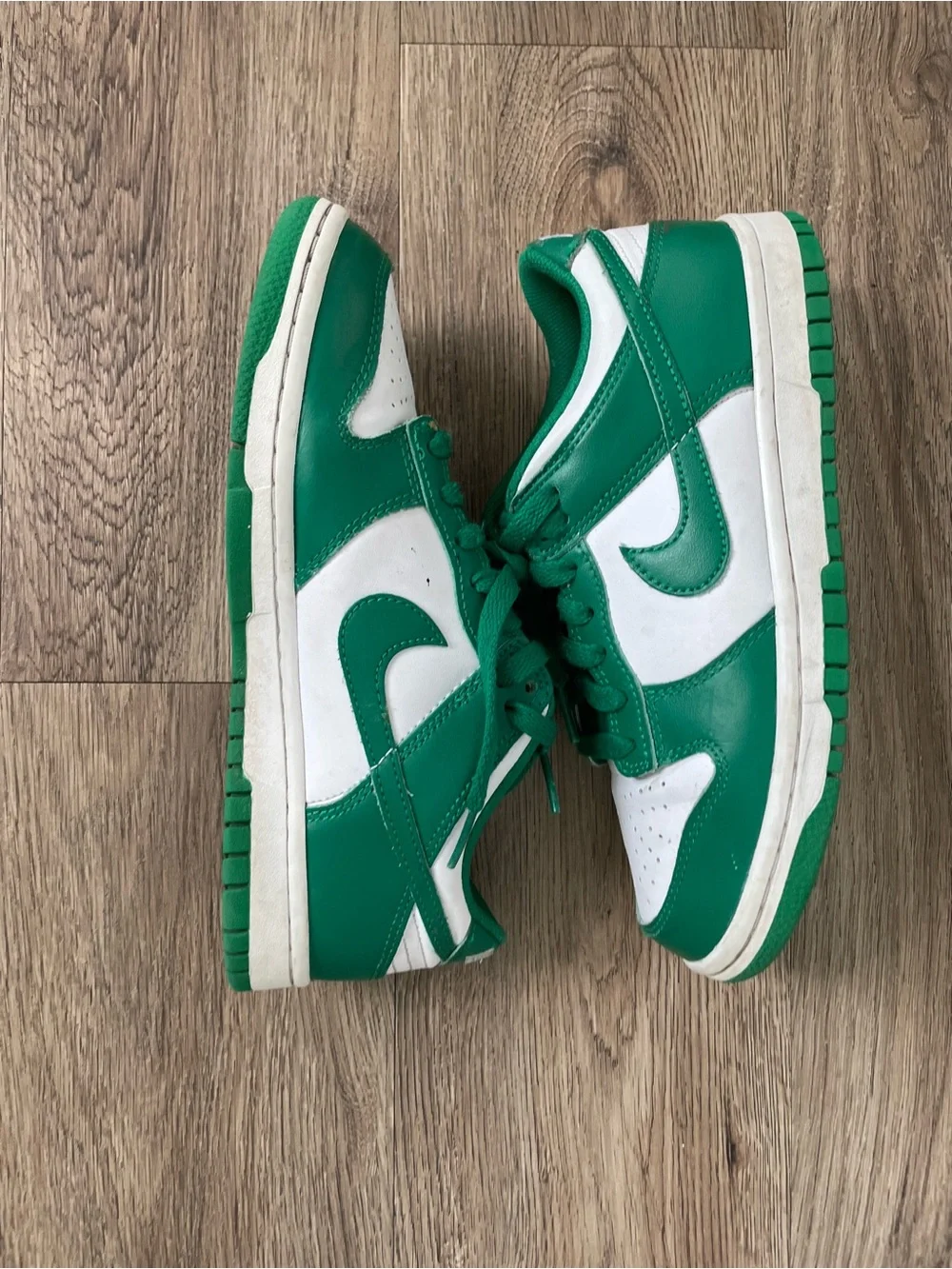 Women Size 7 Nike Dunk Low White Malachite Green Shoes 5.5Y